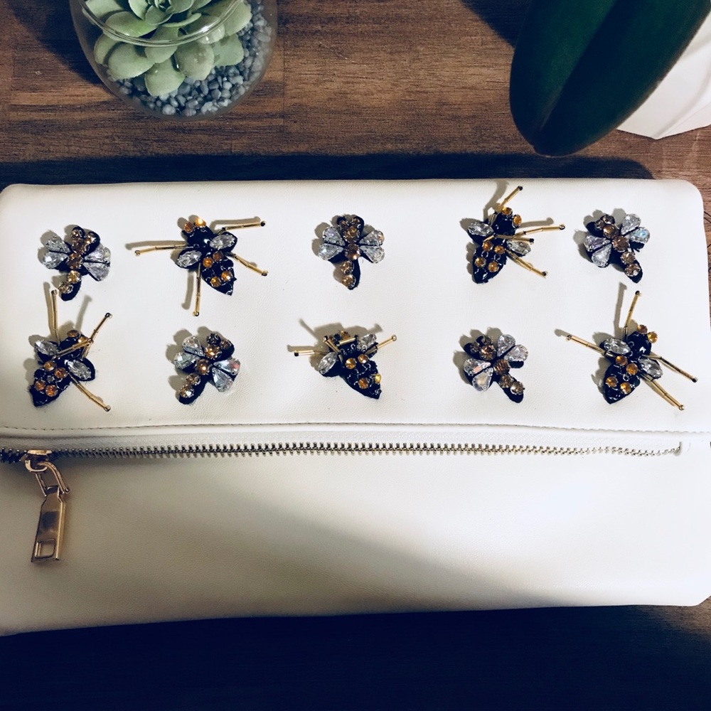 B.B. Clutch/Crossbody